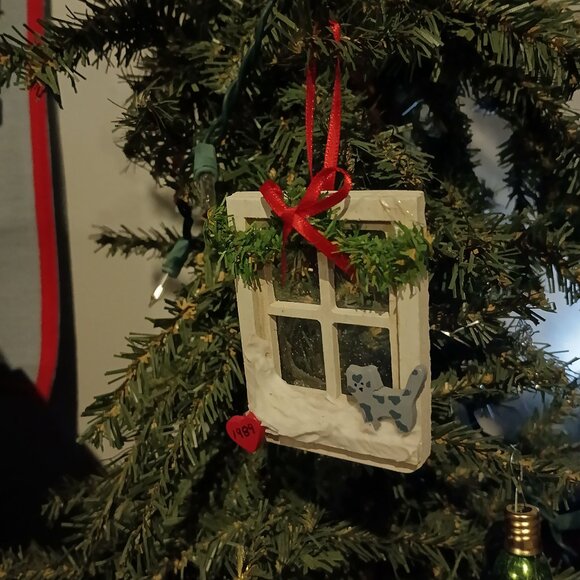 Holiday Cat Ornaments Set of 5 EUC - Picture 2 of 6